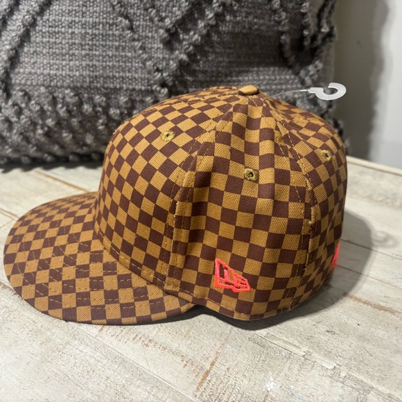 New Era Accessories - NWOT New Era !!!Major Designer Check Hat-Sz 7